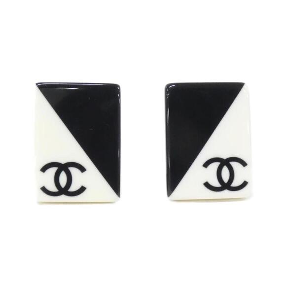 CHANEL Black Earrings - Picture 1 of 3